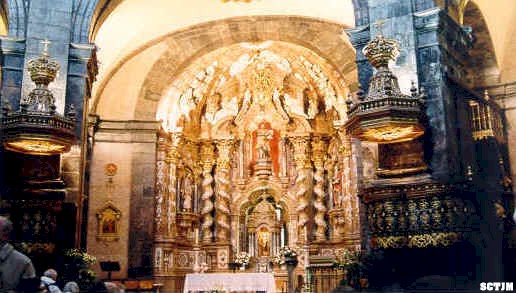 Interior de la baslica de Loyola