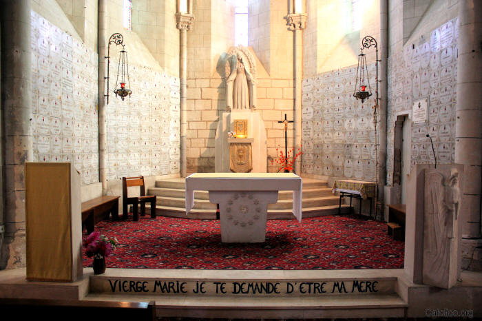 Interior Iglesia