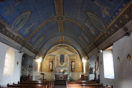 Interior de iglesia antigua