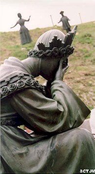 Virgen de La Salette Llora 